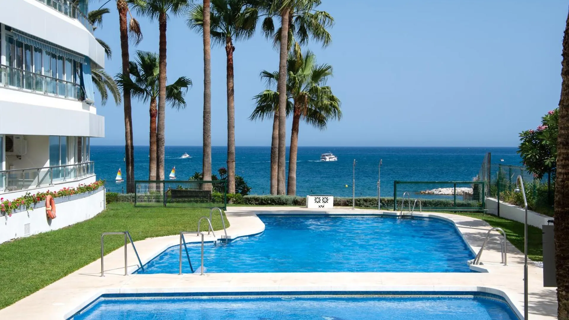 Luxury Ocean View Beach Apartment Benalmadena Spain