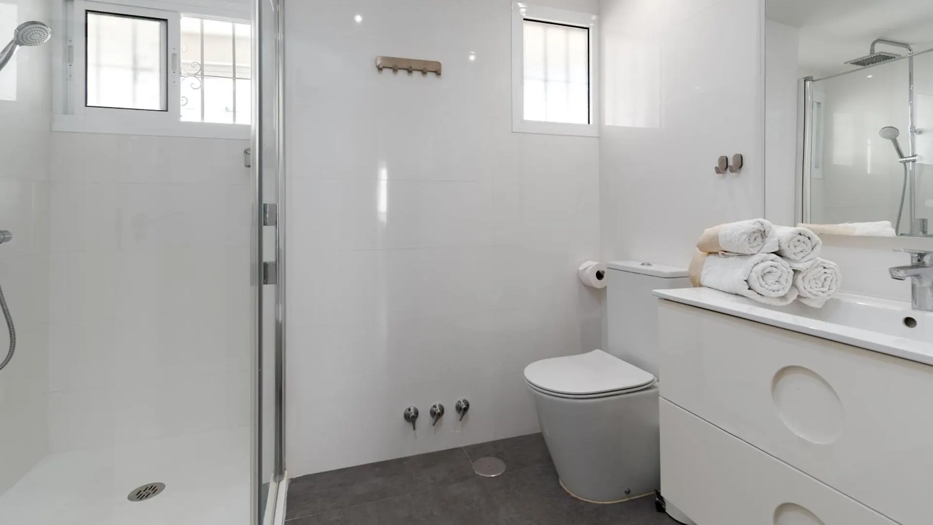 Luxury Ocean View Beach Apartment Benalmadena
